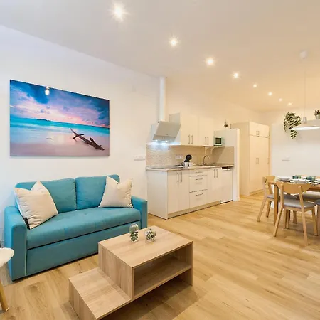 Kosta Homes - Carihuela Nest Apartamento Torremolinos