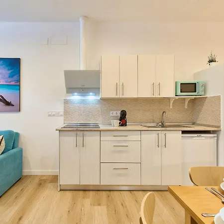 Kosta Homes - Carihuela Nest * Torremolinos